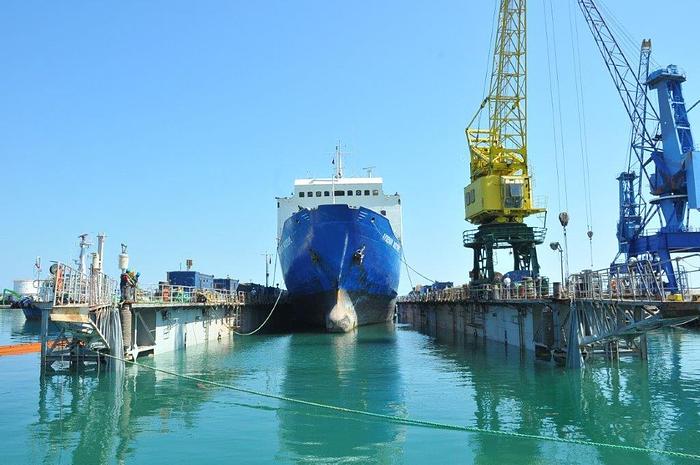 1969 Bulgaria Floating Dry Dock - 4500t